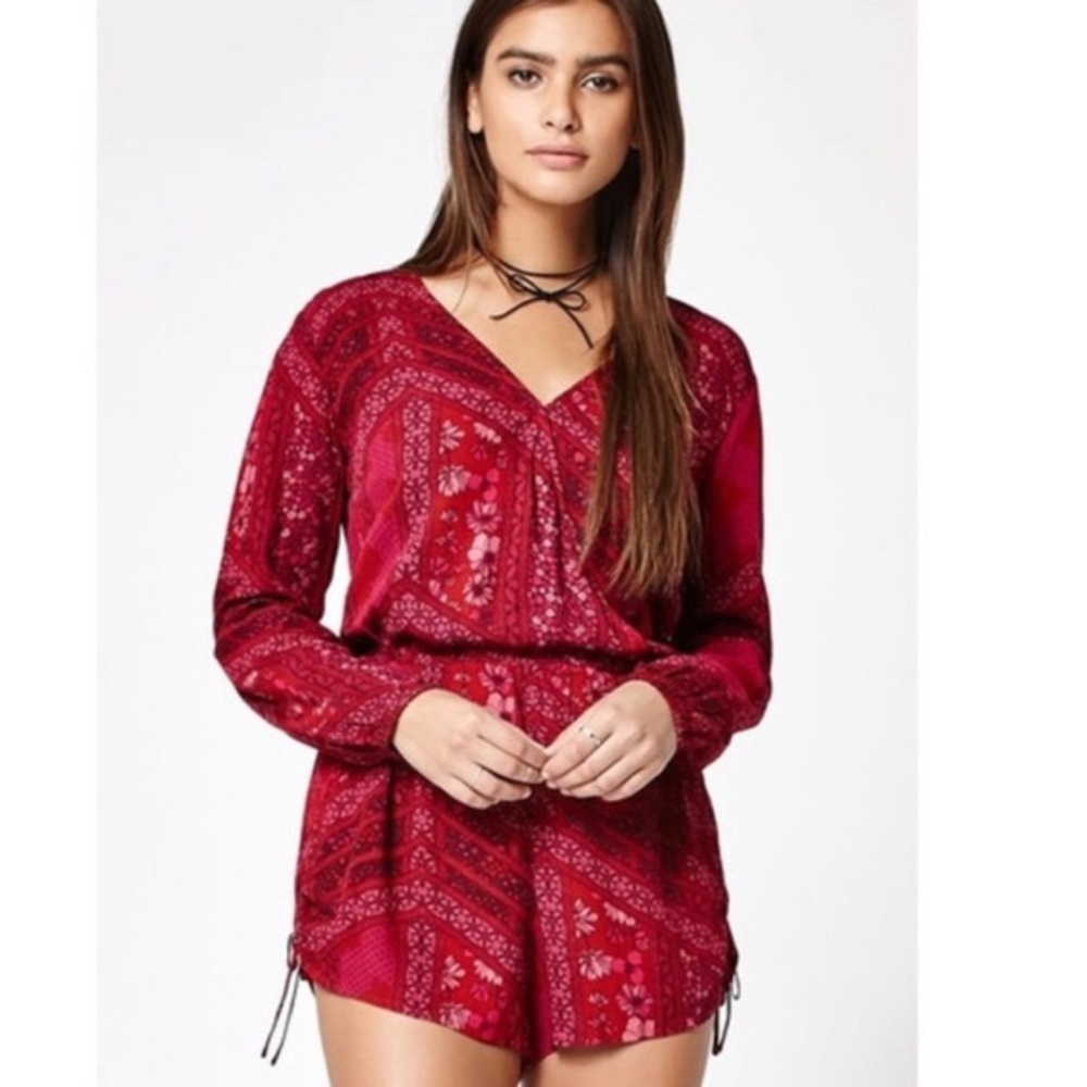 Kendall & Kylie red patterned romper